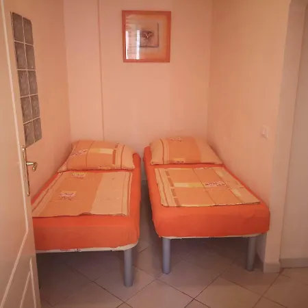 Apartment Via Molini 3 Km Zum Strand Priv. Parkplatz